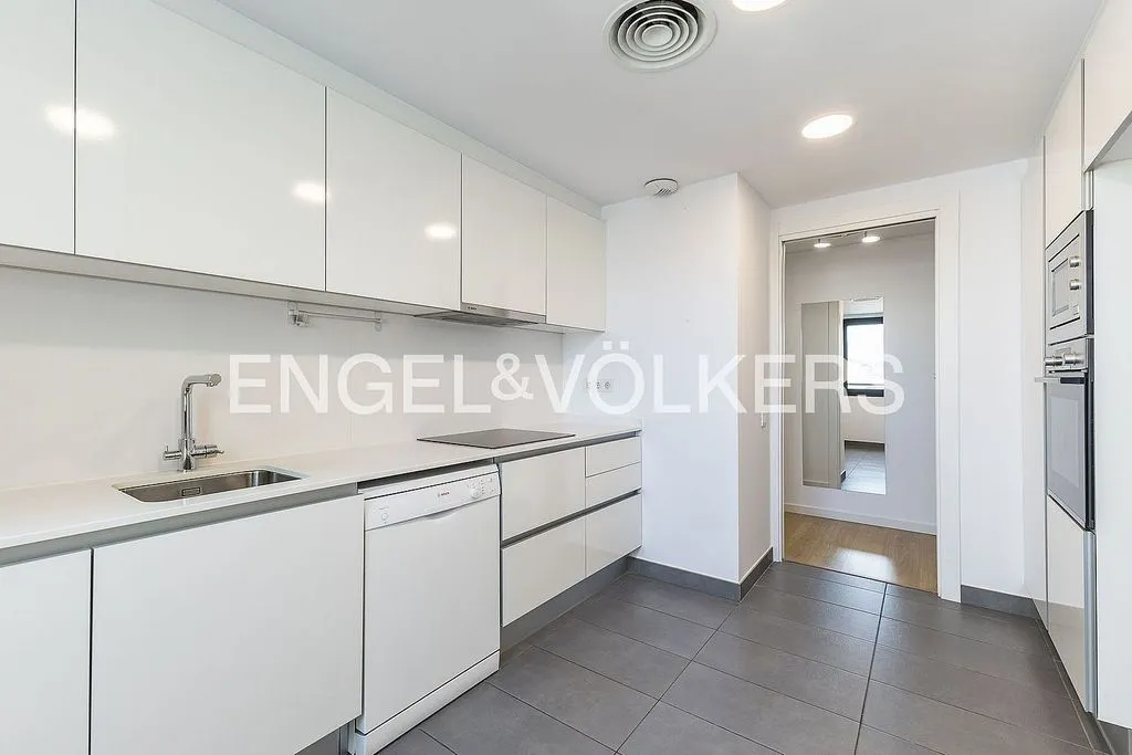 Köök - Duplex Attic with Terraces in Cornellà