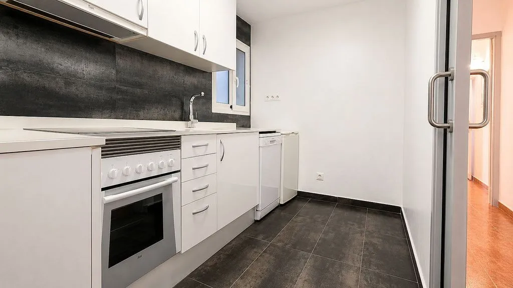 Apartment with Balcony in El Baix Guinardó