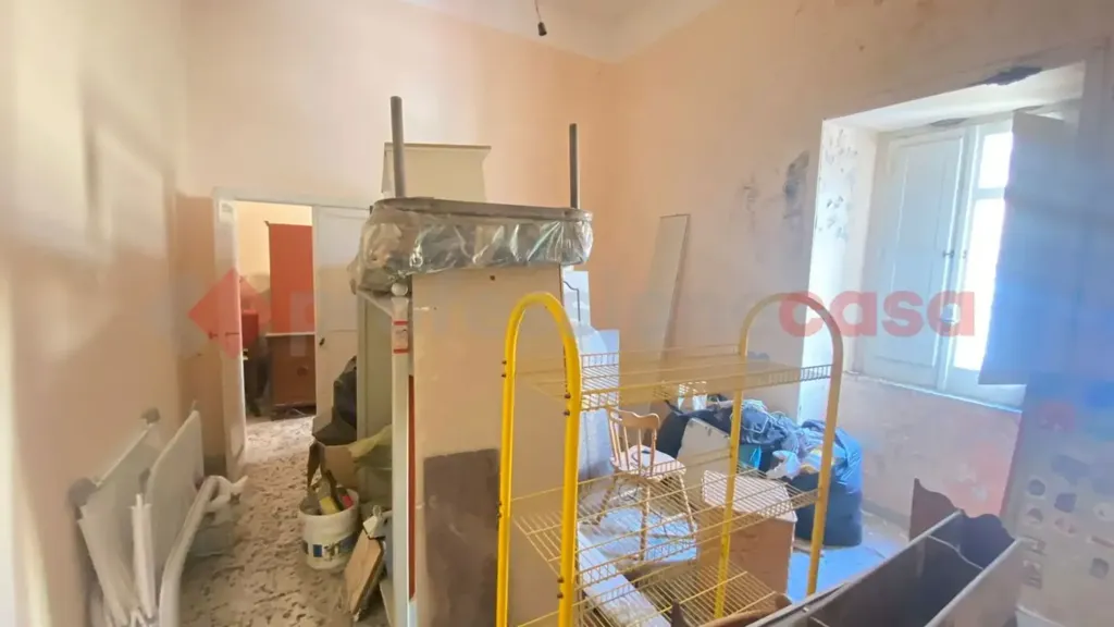 Pièces - Apartment with Balcony in Carinola