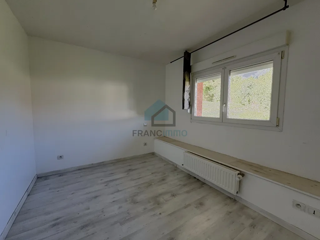 Stanze - 3-Bed Flat with Terrace in Les Bresieux
