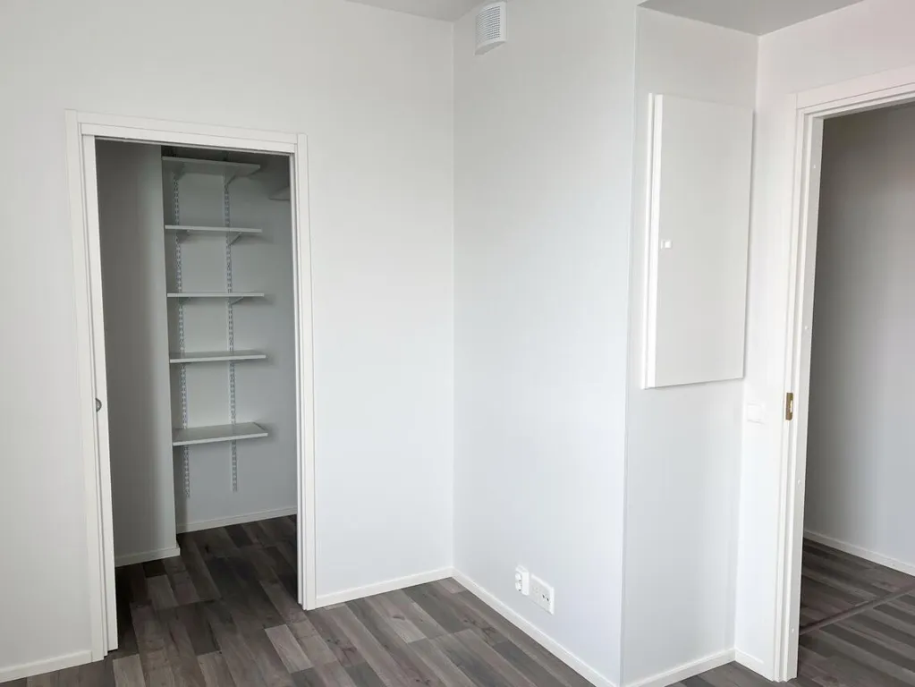 Pièces - Apartment with Balcony in Myyrmäki, Vantaa