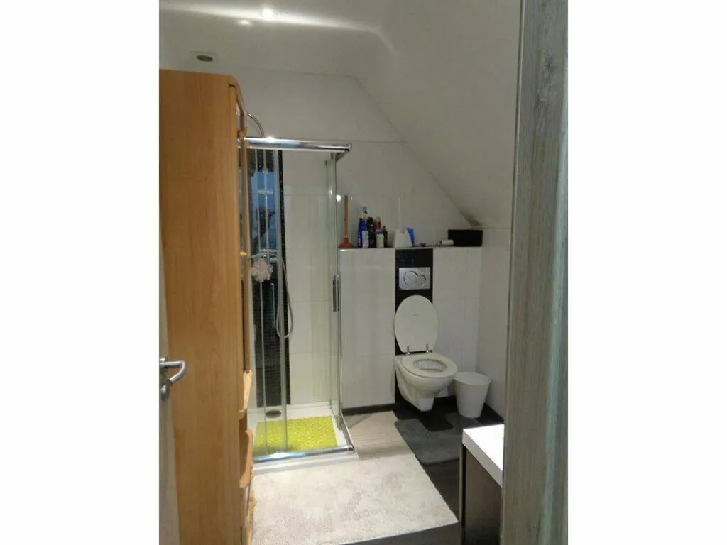 4 magamistoaga maja asukohas Differdange