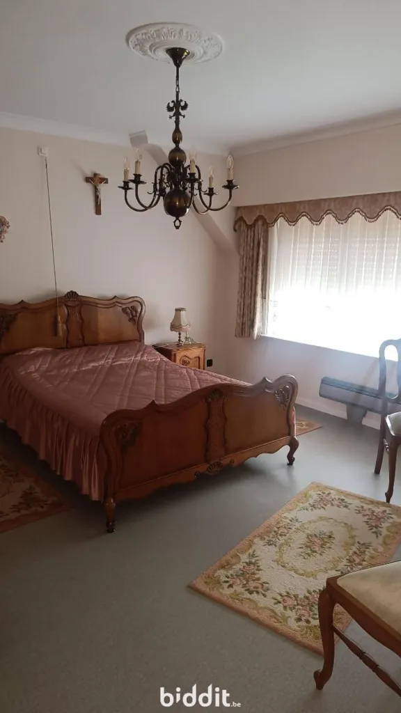 Magamistoad - Detached House with Garden in Well-located Area