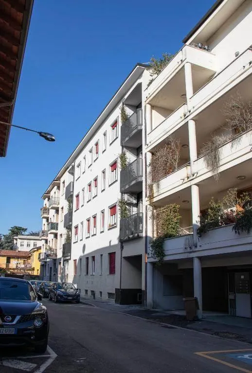 Extérieur - Rearranged Apartment with Balcony in Legnano