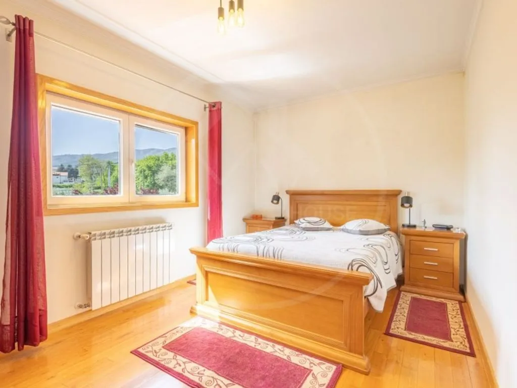 Magamistoad - Luxury Villa with Garden in Adoufe, Vila Real