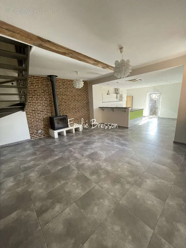 Séjour - Maison avec Studio et Atelier à Gaillac
