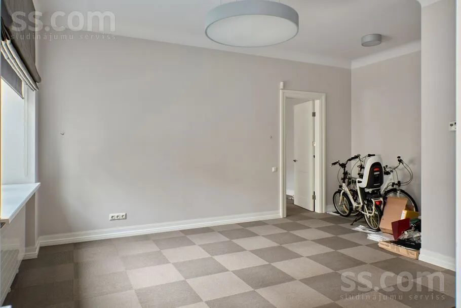 Séjour - 2-Bedroom Apartment with Historic Charm in Riga Centre