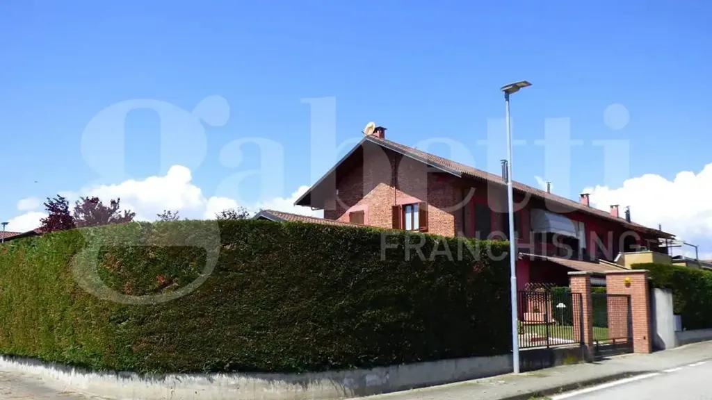 Extérieur - Rustic Villa with Private Garden in Cavour