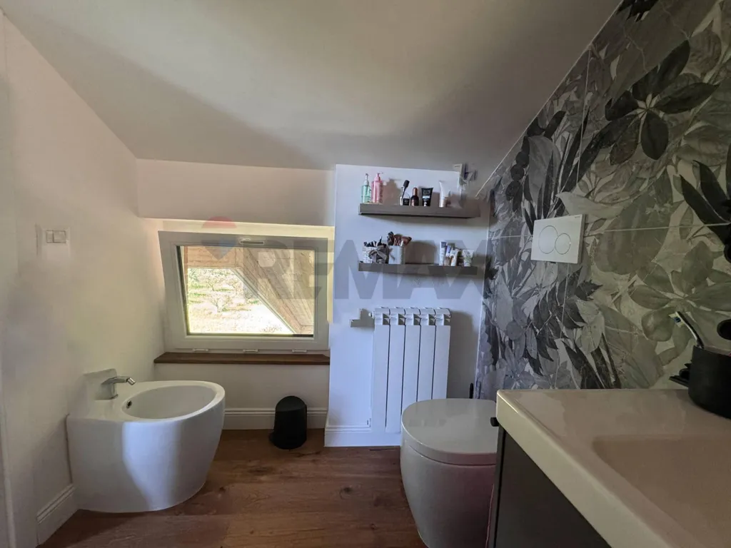 Salles de bain - Semi-detached Villa with Terrace in Campobasso