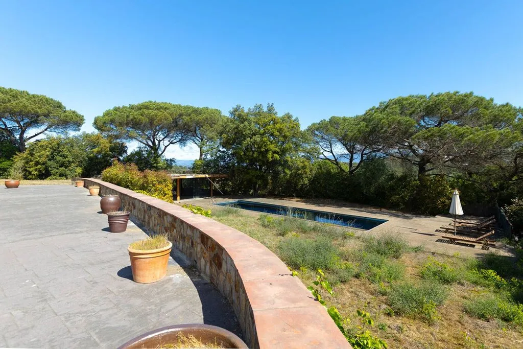 Bassein - Detached House with Pool in Vallromanes
