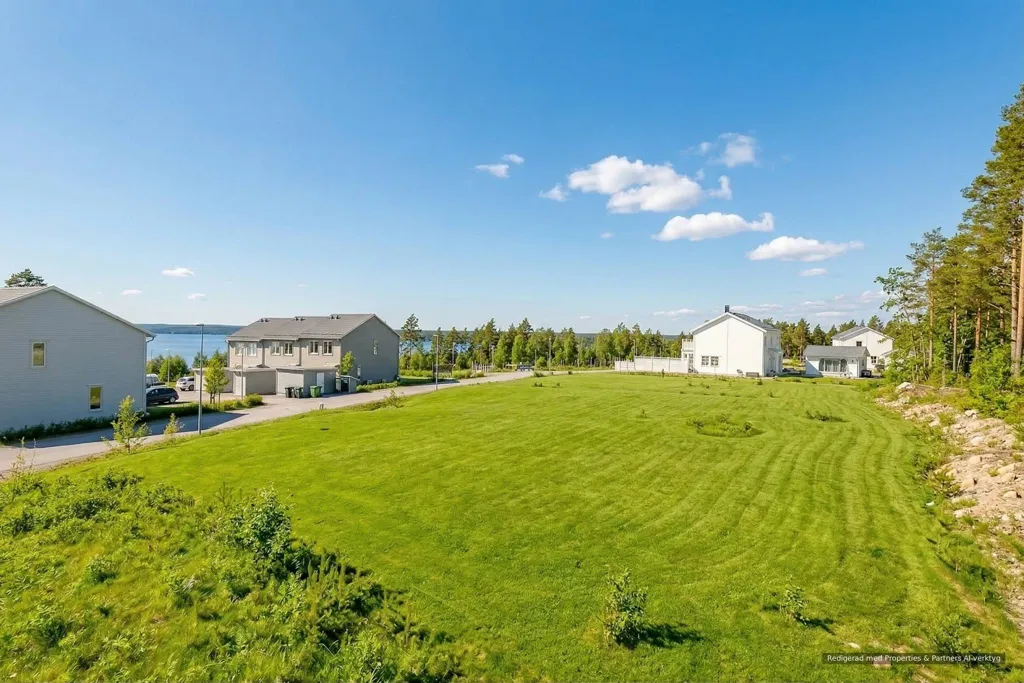 Õhuvaade - Plot with Lake View in Svärtinge Skogsbacke