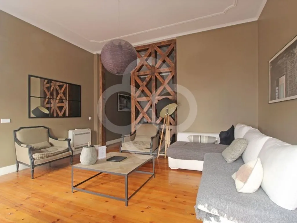 Séjour - Fully Renovated 2-Bed Flat in Bica, Lisbon