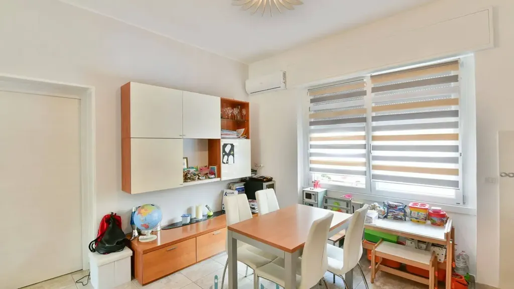 Söögituba - Semi-detached House with Garden in Giussano