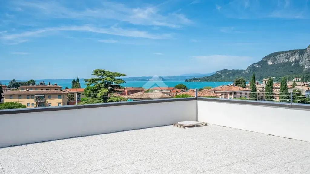 Terrass - Rustic Studio with Lake View in Garda