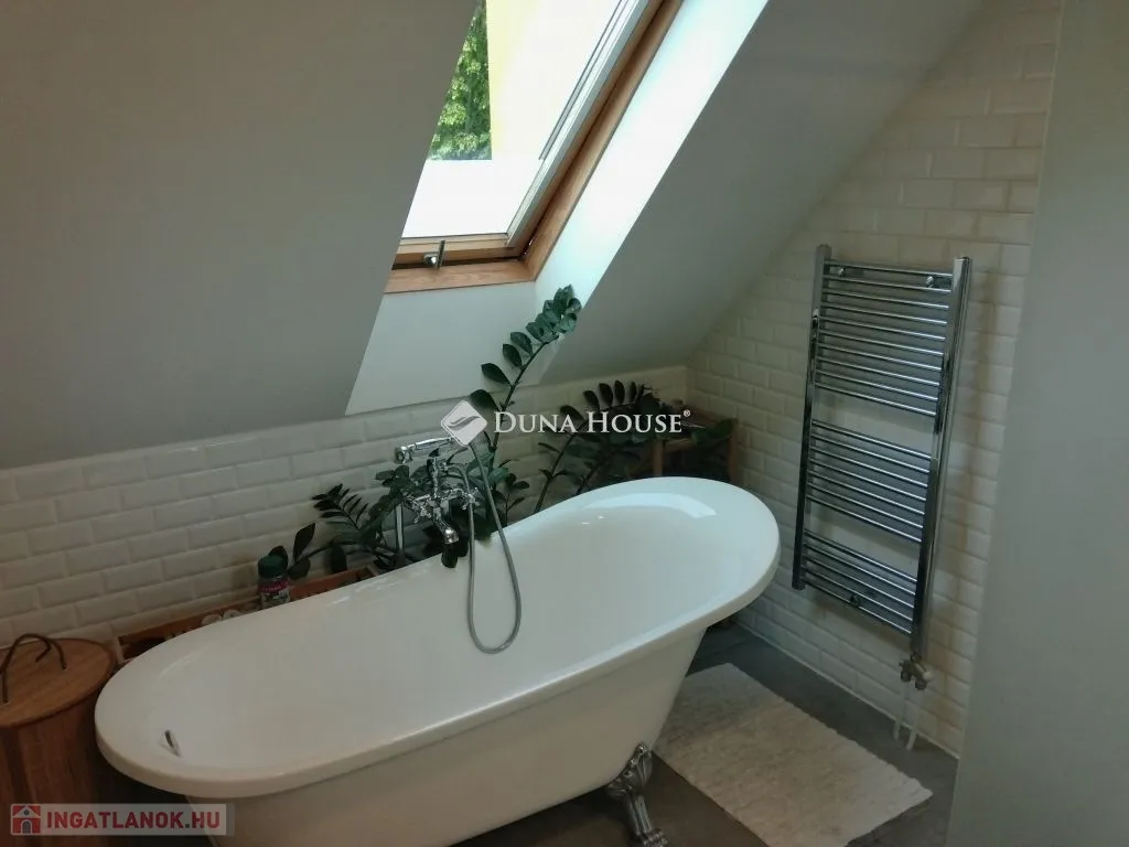 Bagni - Modernised Apartment with Balcony in Gárdony