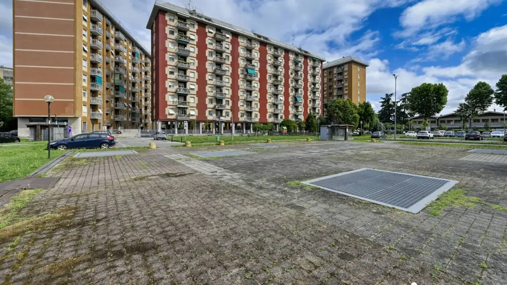 Aed - Panoramic Three-Bedroom Apartment in Melegnano