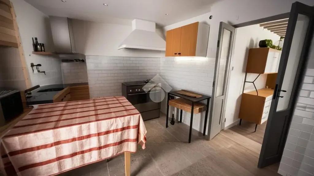 Cuisine - Rustic Terraced House with Mountain View in Massa