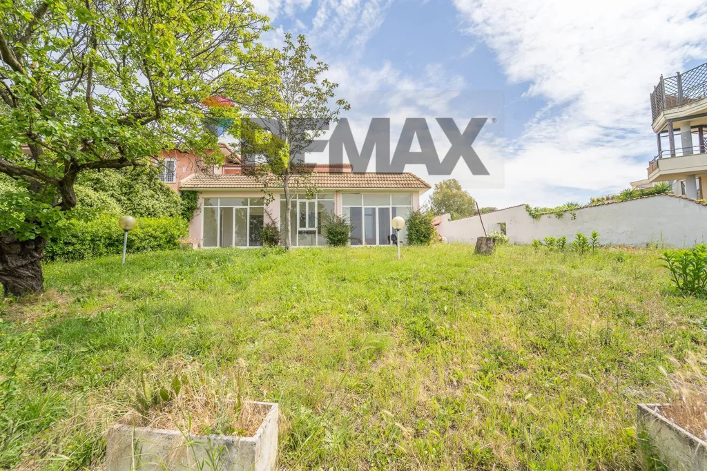 Aed - Villa with Panoramic View in Rome
