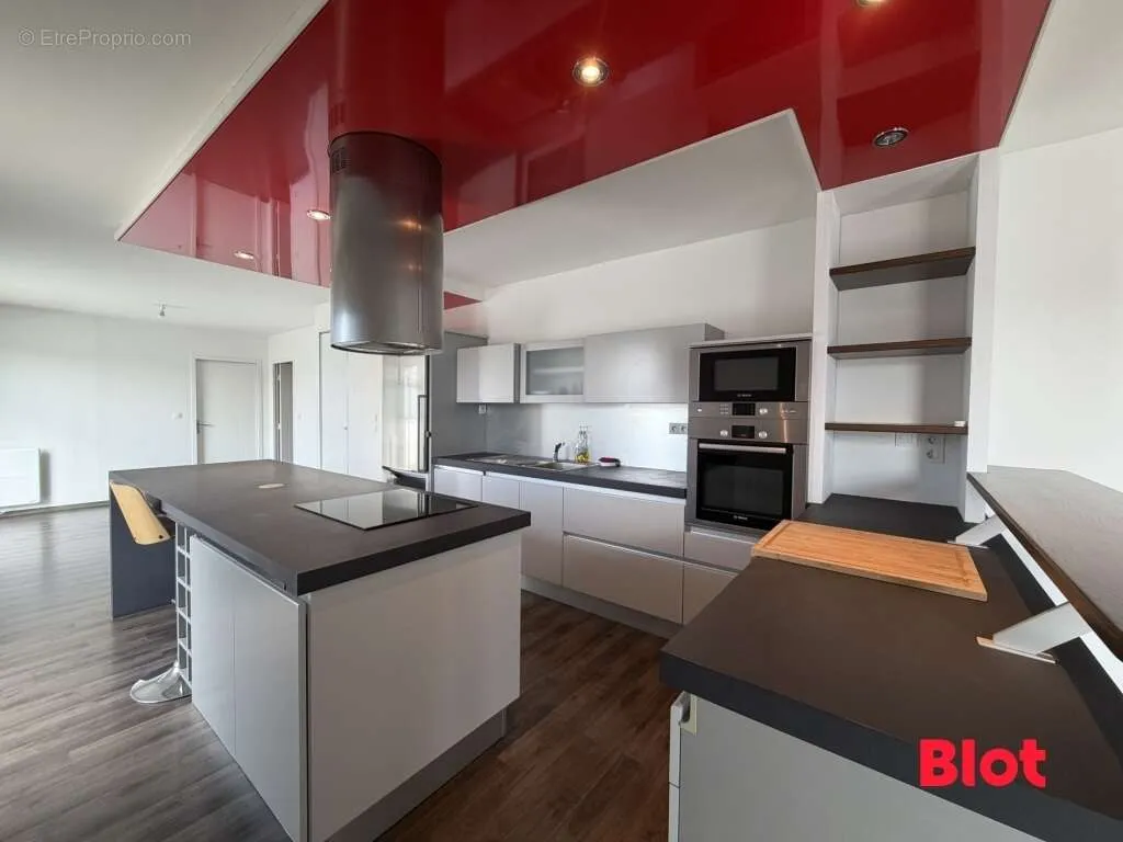 Cuisine - Appartement 4 Pièces avec Terrasse au Mail à Rennes