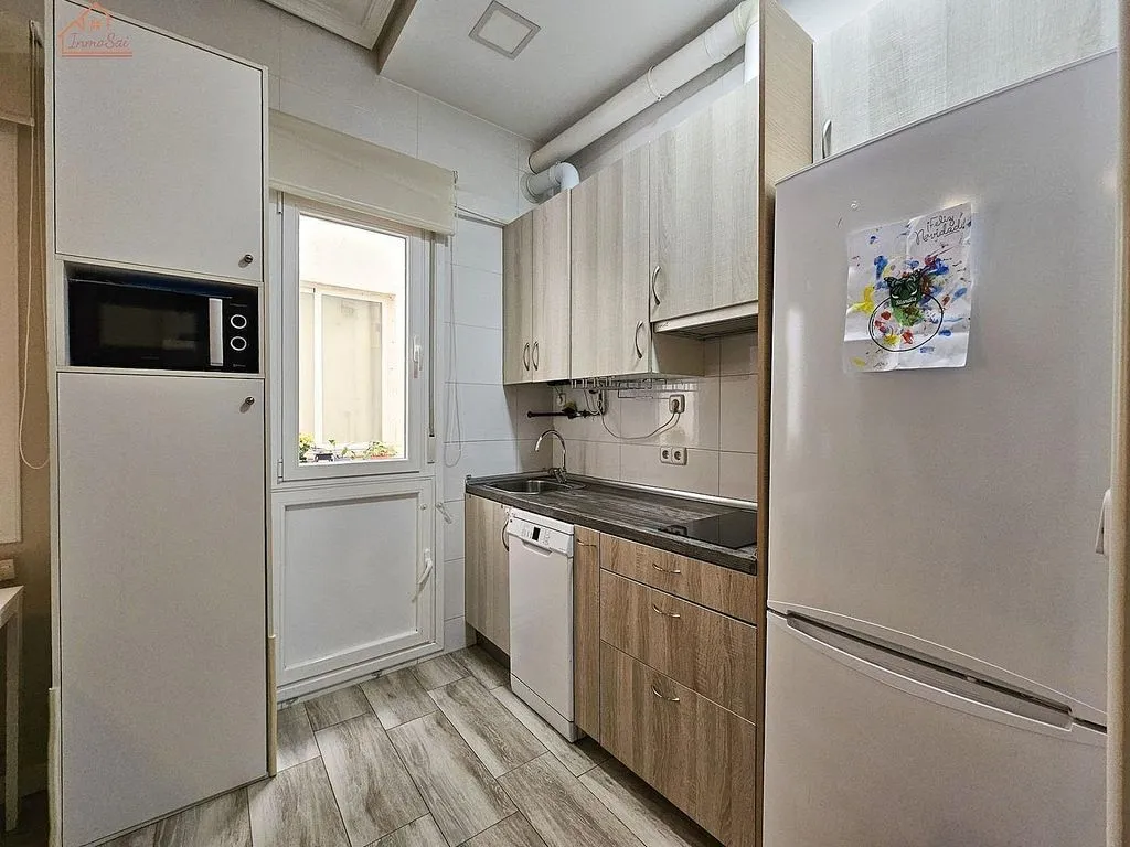 Köök - Furnished Flat with AC in Malasaña, Madrid