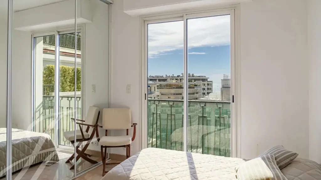 Magamistoad - Apartment with Sea View in Cannes