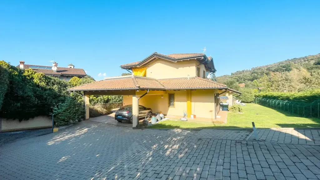 Extérieur - Luxury Villa with Pool in Brovello-Carpugnino