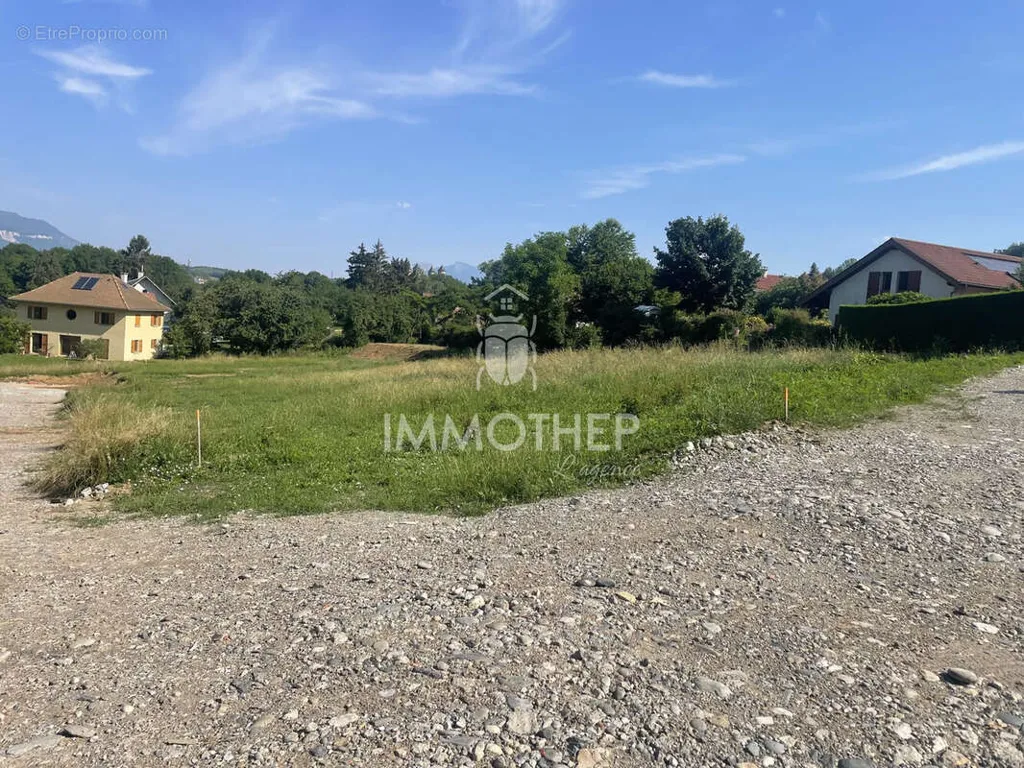 Giardino - Buildable Plot with Vercors View in Jarrie