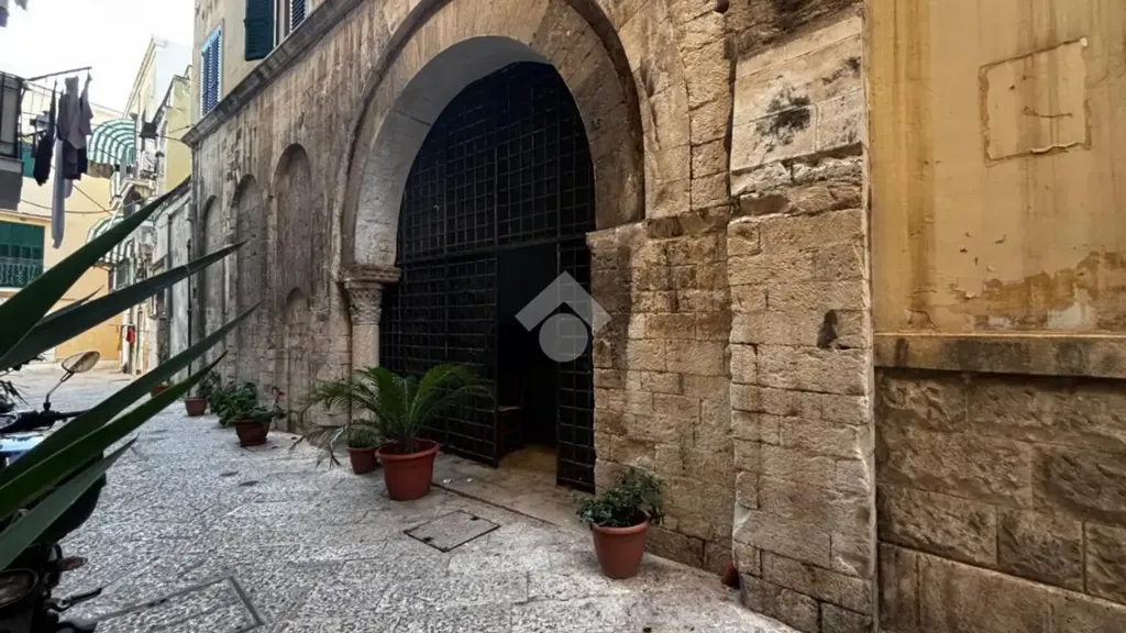 Jardin - Quadrilocale with Historical Features in Bari