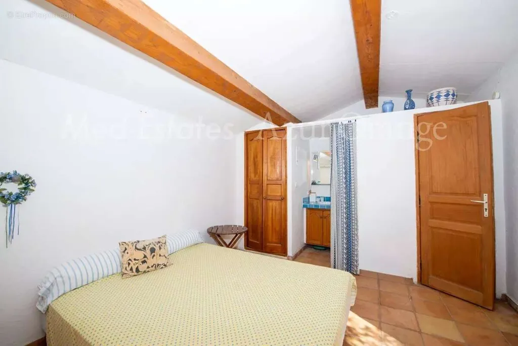 Chambres - Villa Luxueuse avec Vue Mer à Grimaud