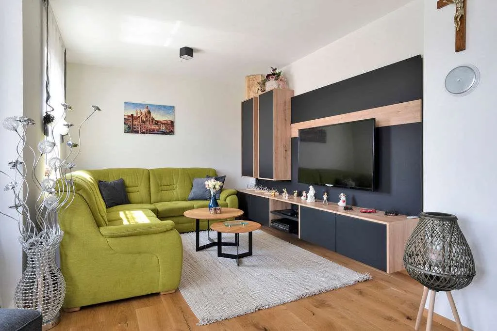 Séjour - Family House with Panoramic View in Emmersdorf