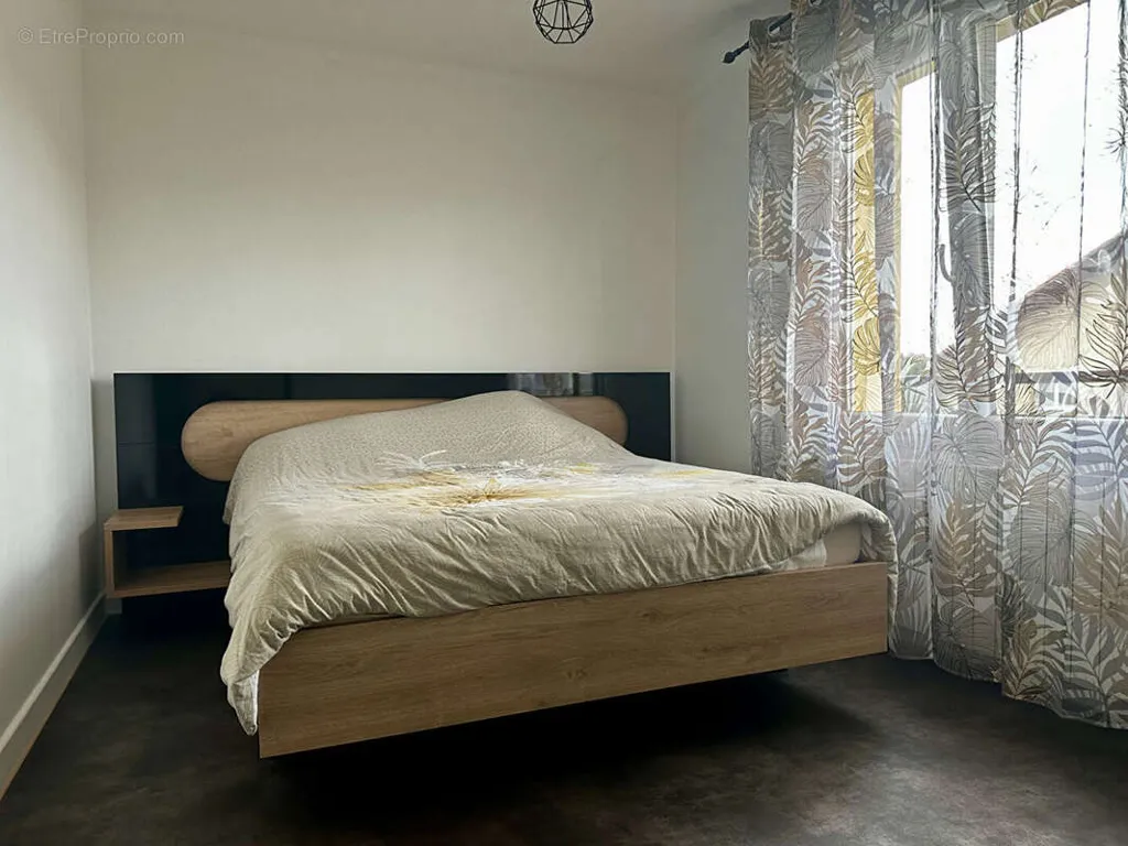 Maison 4 pièces à Charmes