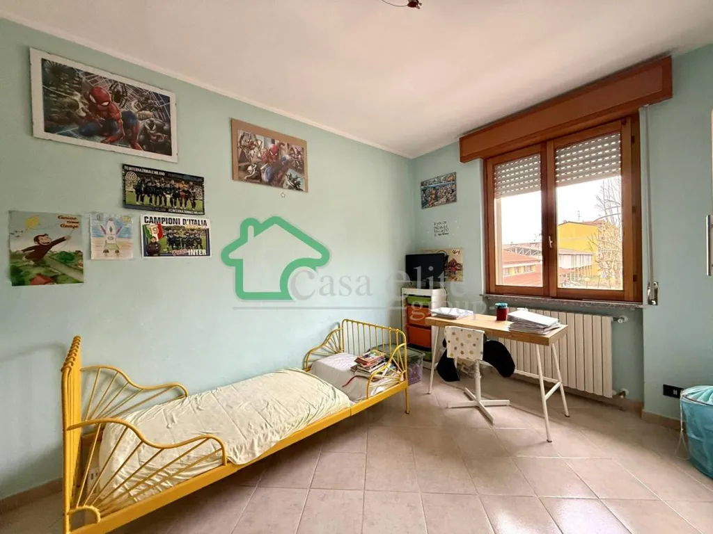 Chambres - Bifamiliar Villa with Private Garden in Secugnago