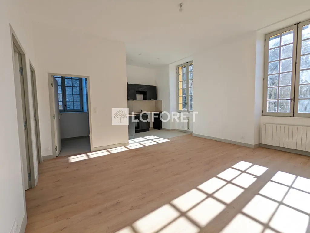 Pièces - Appartement Lumineux avec Parking à Étampes