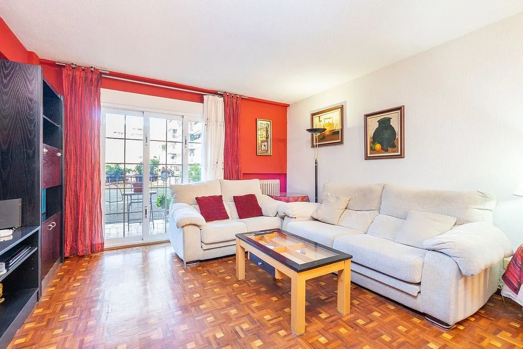 Elutuba - Apartment with Pool and Terrace in Móstoles