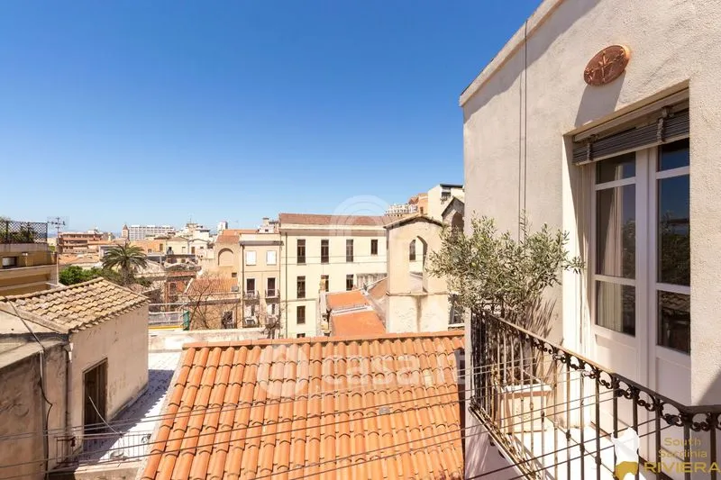 Balcon - Panoramic Attico with Terrace in Cagliari