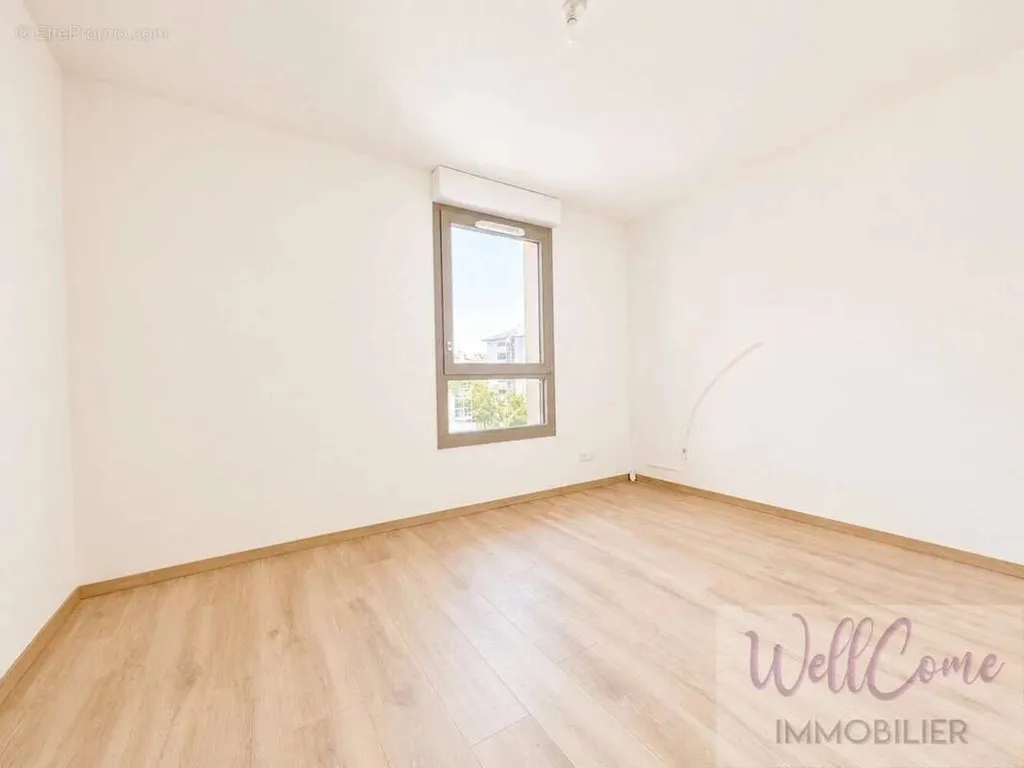 Pièces - Appartement T5 en Attique avec Balcon Sud à Annecy
