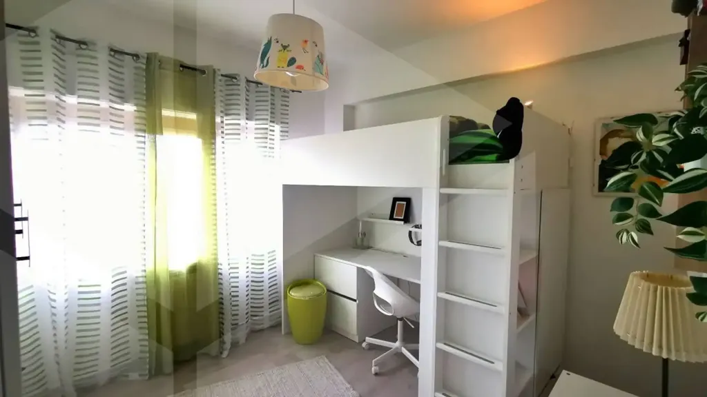 Magamistoad - Recently Refined Apartment with Parking in Messina