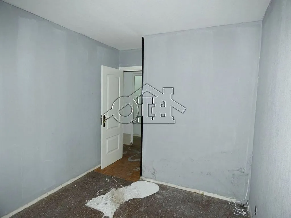 Pièces - Spacious Apartment with Terrace in Usera, Madrid