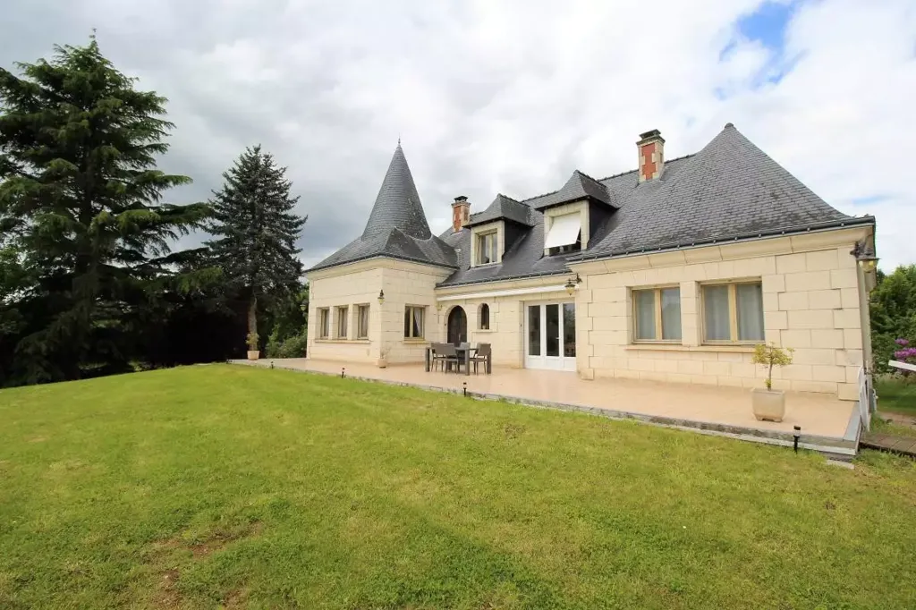 Extérieur - Maison d'Architecte avec Piscine Chauffée à Andard