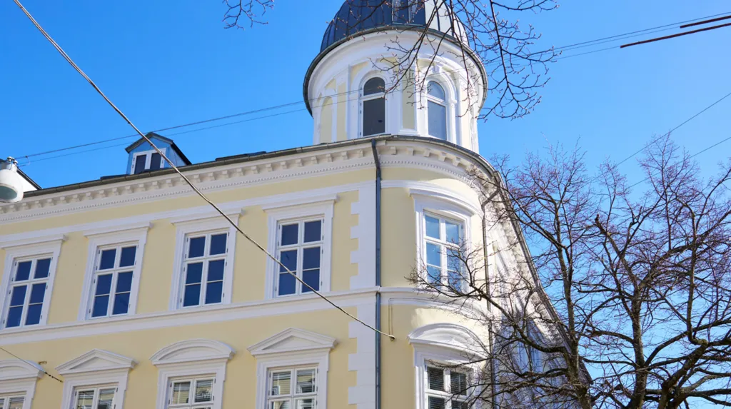 Exterior - 3-Bedroom Flat with City Centre Access in Odense