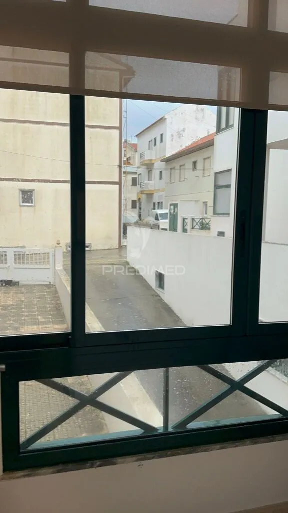 Balcon - T2 Apartment with Seafront Access in Consolação