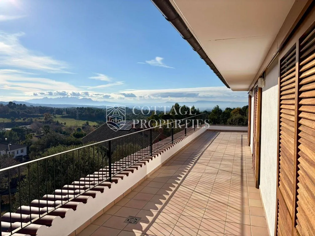 Rõdu - Luxury House with Panoramic Views in Calders