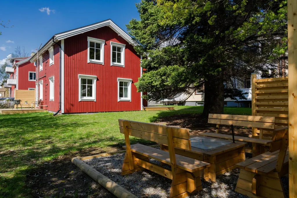 Giardino - Charming Cottage Flat with Terrace in Skellefteå