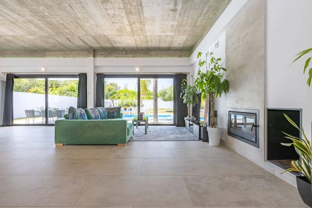 Living Room - Detached House with Pool in Guadacorte, Andalusia