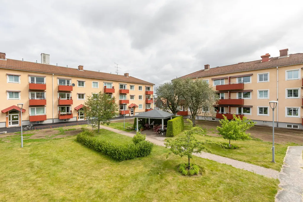 Giardino - Apartment with Balcony in Skillingaryd