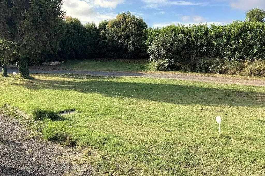 Jardin - Terrain à Bâtir près de la Plage à Aytré