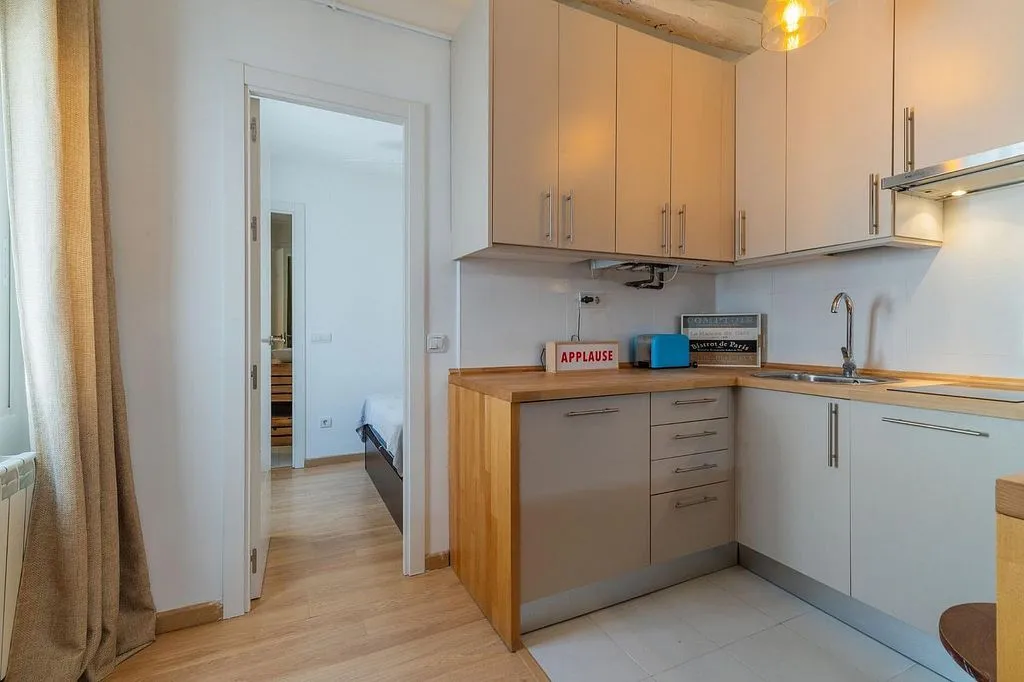 Cucina - Charming Loft with Patio View in Malasaña