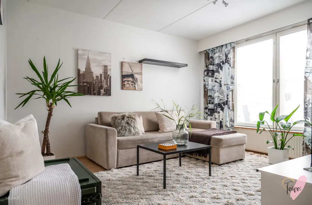 Elutuba - Three-Bedroom House with Garden in Maikkula, Oulu