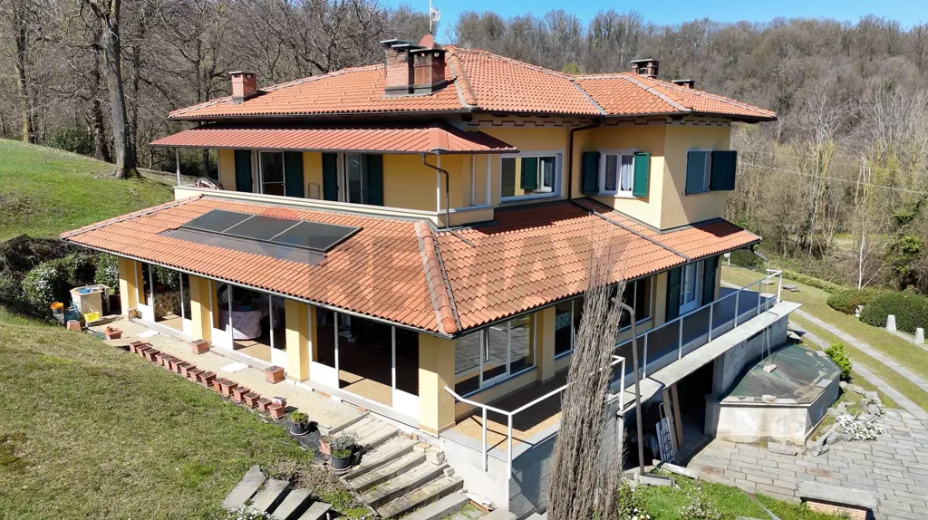 Vista aerea - Villa indipendente con parco privato a Magnano