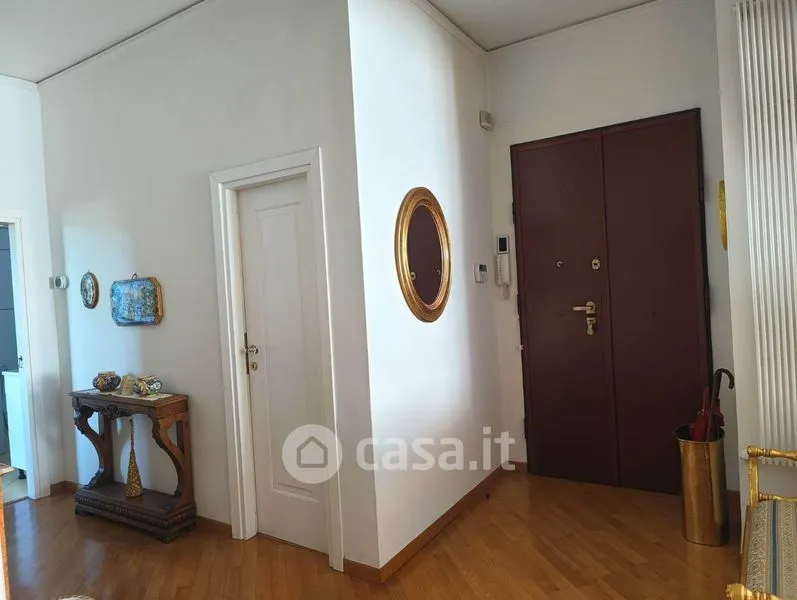 Esik - Apartment with Balcony in Novoli, Florence